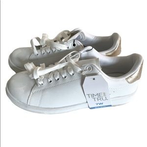Time and True white and gold shoes, brand new, size 7W